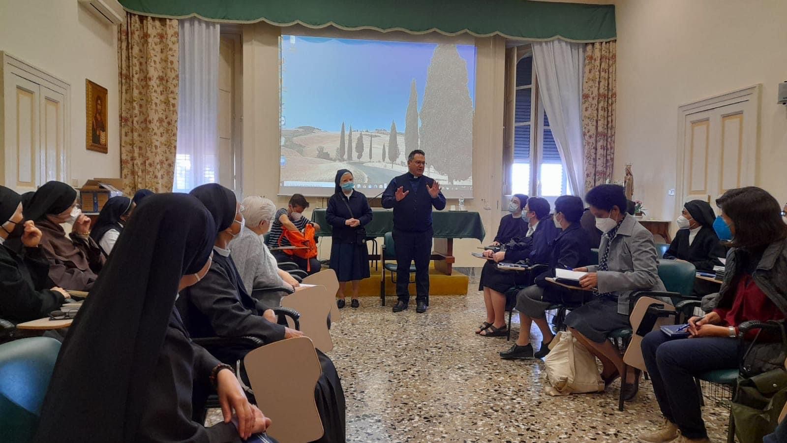 A Napoli il “Su venite e discutiamo”